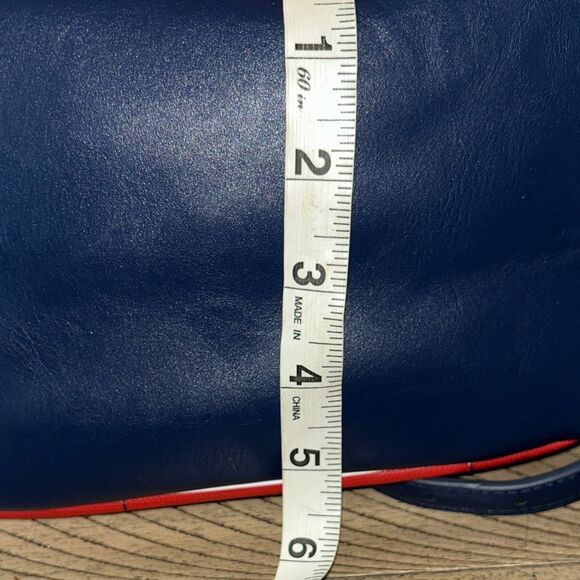 Tommy Hilfiger 🇺🇸 Nautical🛥️Striped Backpack🎒Adj straps roomy interior Vegan 🌱 - Picture 12 of 17